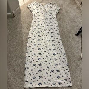 Jessica Simpson floral dress.